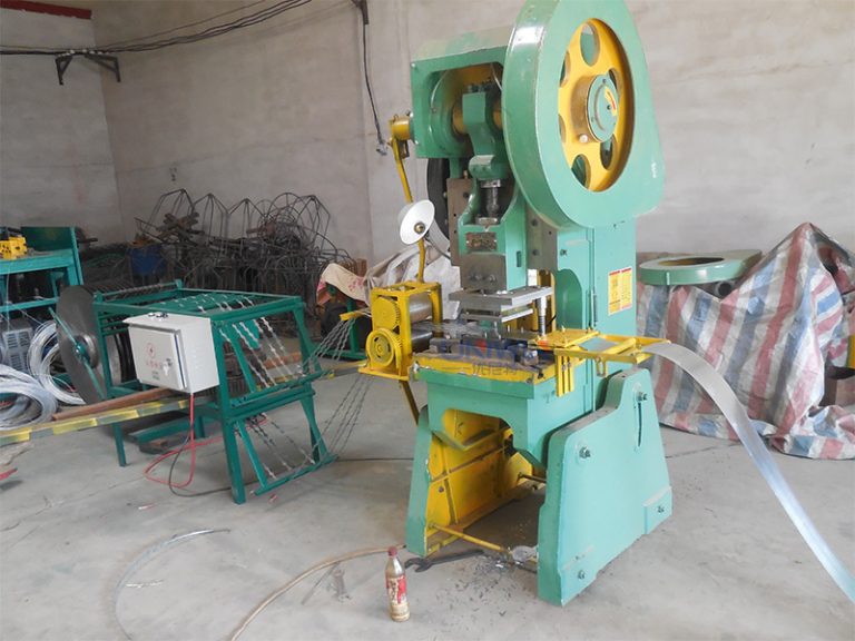 machine automatique à fil barbelé rasoir