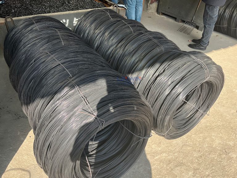 Bobines de fil pour la fabrication de clous